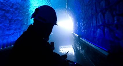 Un minero permanece atrapado tras derrumbe en Polonia; rescatistas intentan descender a 850 metros