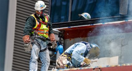 Fuerza laboral de EU ha perdido 1.2 millones de trabajadores migrantes este año