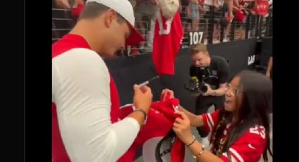 Niña fanática de los 49ers estalla de emoción al obtener el autógrafo del quarterback Brock Purdy: "Dios mío, Dios mío"