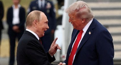 Turistas hallan información confidencial de la reunión entre Trump y Putin en hotel cerca de la base militar de Alaska