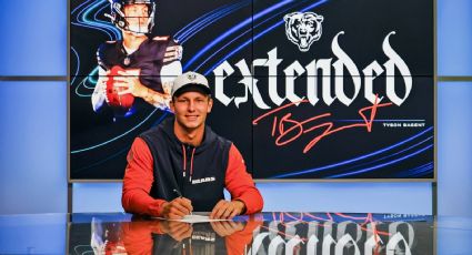 El QB Tyson Bagent llora tras ampliar su contrato por dos años con los Bears de Chicago por 10 millones de dólares: “Mi padre no tuvo agua corriente hasta la secundaria”