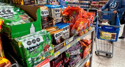 Empresas aprovechan vacíos en la ley de etiquetado frontal para ocultar información a los consumidores, acusa organización