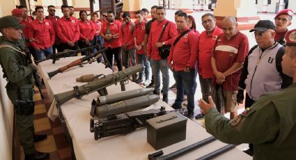 Venezolanos acuden a plazas y cuarteles para alistarse en tareas de seguridad tras llamado de Maduro