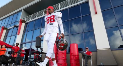 Buccaneers cortan al hijo del legendario Deion Sanders un día después de dar un puñetazo a un rival: "Es inexcusable"