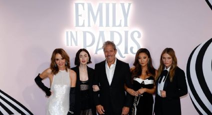 Lily Collins repite su papel protagónico para la quinta temporada de "Emily en París"