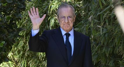 Florentino Pérez, presidente del Real Madrid, es captado mostrando el dedo medio a la afición del Oviedo previo al partido