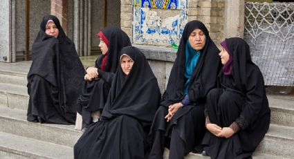 Irán propone permitir que las mujeres conduzcan motocicletas; está prohibido desde 1979