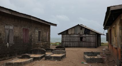 Asesinan a tres personas y secuestran a 100 más en ataque masivo a pueblos del noreste de Nigeria