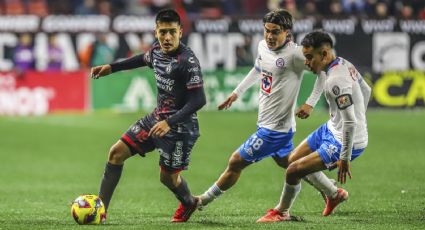 'El Loco' Abreu, DT de Xolos, se maravilla del modo bilingüe de Gilberto Mora: "Es perfecto, le pega de izquierda, derecha, hace gol y habla inglés"