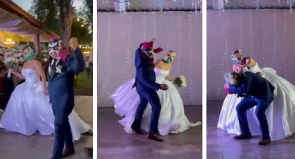 ¡‘Zero Miedo’ al matrimonio! Pareja de recién casados se hace viral al cambiar su primer baile por una representación de lucha libre