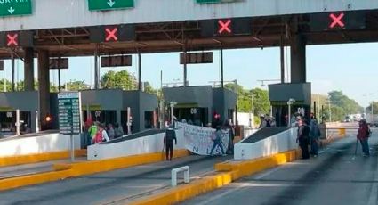 Manifestantes protestan por desapariciones y toman caseta de la carretera Tuxpan-México en Veracruz