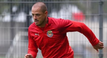 “¿Creíste que por mi forma de pensar no tendría pareja?”: Chicharito presume en redes que sí hay una mujer que lo aguanta