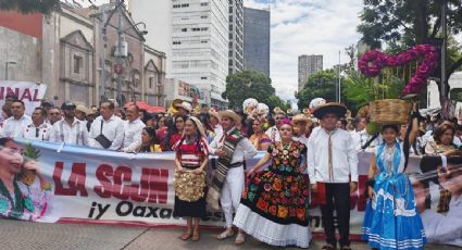 "Ahora la SCJN es del pueblo", contingente de comunidades de pueblos originarios se reúne frente a la Alameda