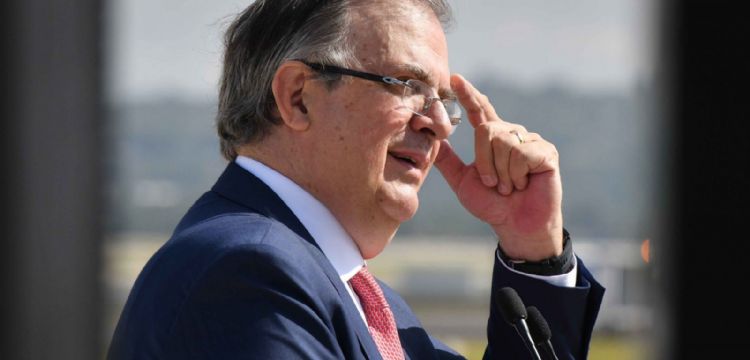 Hijo de Ebrard vivió seis meses en la embajada de México en Londres: estuvo en la mejor habitación