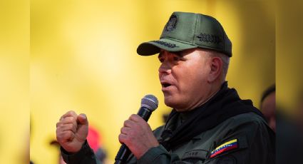 Ministro de Defensa venezolano acusa a EU de un "brutal ejercicio" psicológico por el despliegue de buques militares