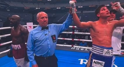 El medallista olímpico Marco Verde gana su pelea con polémico nocaut; el réferi paró el combate de forma inexplicable