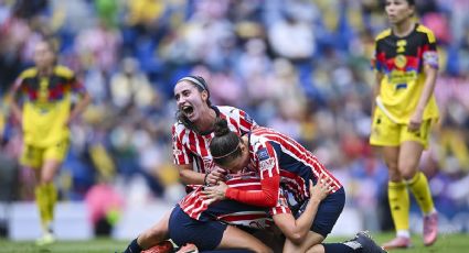 ¡Pésimo fin de semana para el América! Chivas también les gana el Clásico femenil con doblete de golazos de Denise Castro