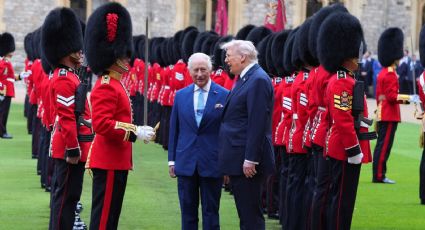 El rey Carlos III recibe a Trump con ceremonia militar: pasan revista a mil 300 elementos de la Guardia Real