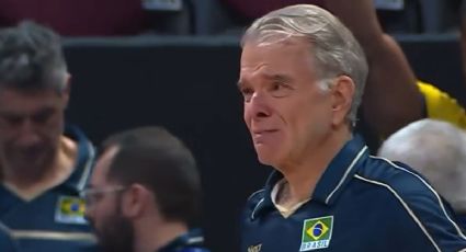 Entrenador de Brasil se entera de la muerte de su madre de 90 años en pleno Mundial de Voleibol y rompe en llanto