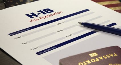 EU cambiará su sistema para asignar las visas de trabajo H-1B y dar prioridad a "extranjeros calificados"