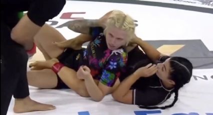 Luchadora de artes marciales mixtas se rompe el brazo mientras sometía a su rival y ambas quedan impactadas por el crujido