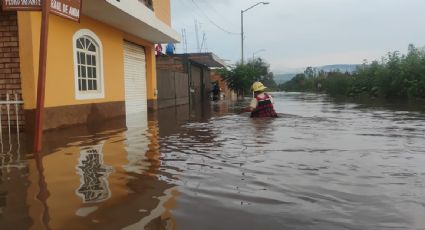 Se desborda un arroyo en Jalisco y deja afectaciones en más de 400 inmuebles en Tototlán