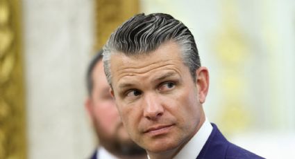 Pete Hegseth advierte más operaciones militares contra organizaciones criminales terroristas tras ataque a embarcación venezolana