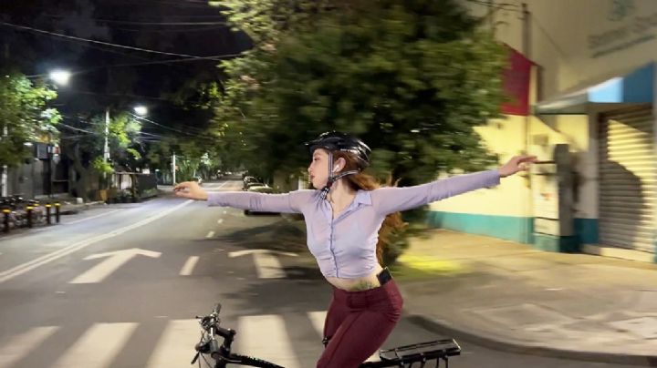 Sólo ocurre de noche: el arte de bailar mientras viaja en bicicleta