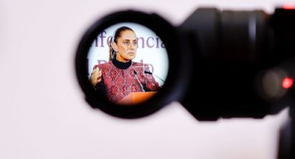 Sheinbaum revela la ocasión en que consideró real un video de IA y se lo envió al secretario de la Defensa