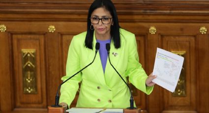 “Lo haré de pie, caminando, no arrastrada”, segura Delcy Rodríguez sobre ir a EU