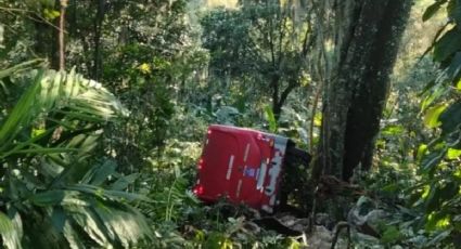 Caída de autobús a un barranco en Veracruz deja 20 heridos; la mayoría son estudiantes