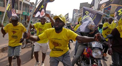 Presidente de Uganda gana su séptimo mandato; oposición acusa fraude y bloqueo de internet