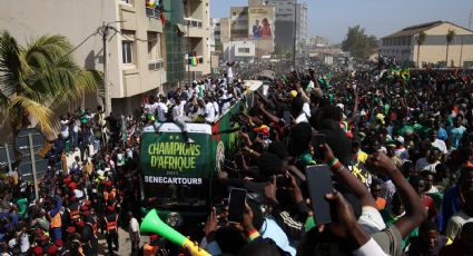 ¡Locura por el campeón de África! Miles de senegaleses festejan con sus héroes del futbol y aclaman al capitán Mané