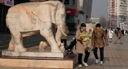 Gravar condones o influir en el horóscopo; nada ha funcionado para fomentar la natalidad en China