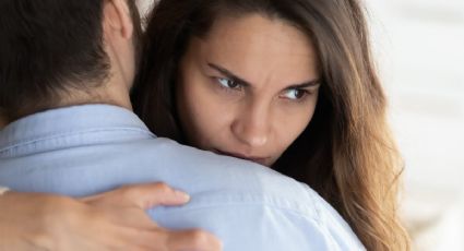 Los abrazos ayudan a mejorar la salud mental, pero hay quienes los usan para manipular