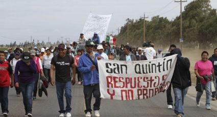 Carretera transpeninsular lleva más de 24 horas bloqueada por habitantes de San Quintín; exigen hablar con la alcaldesa por mala gestión