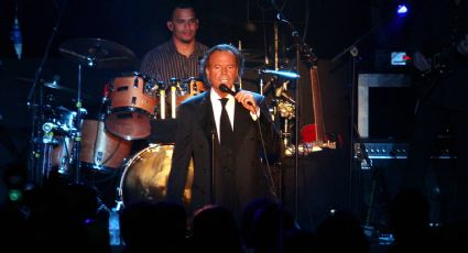 Julio Iglesias intenta desestimar el caso por agresión sexual al publicar presuntas conversaciones en WhatsApp 