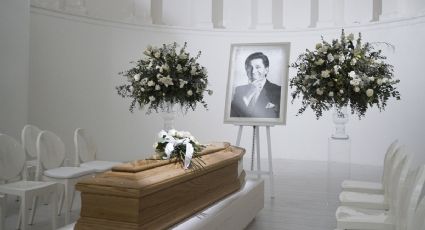 Turista mexicana, la primera en acceder a la capilla ardiente de Valentino Garavani