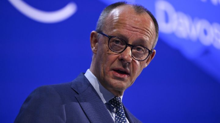 Canciller alemán presume en Davos la renovación del tratado comercial que firmarán la UE y México