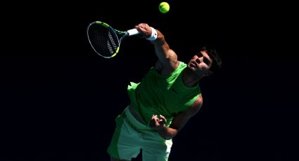 Carlos Alcaraz se eleva en su juego 100 de Grand Slam y avanza a la cuarta ronda del Abierto de Australia