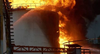 Incendio en fábrica de Tamaulipas deja al menos tres bomberos muertos y dos lesionados