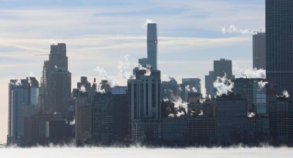 Tormenta invernal en EU: suman 12 mil vuelos cancelados y 120 mil cortes de energía eléctrica en distintos estados 