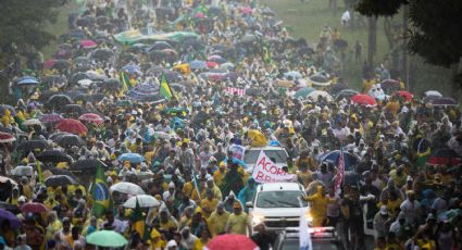 Hay al menos 34 heridos por la caída de un rayo durante protesta en Brasil para exigir la liberación de Bolsonaro