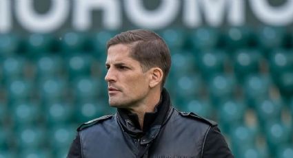 Revelan que el DT español Robert Moreno fue despedido del futbol ruso por uso excesivo de ChatGPT; la IA decidía alineaciones y fichajes