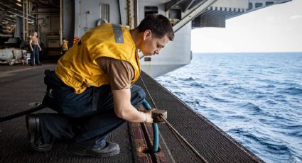 El portaaviones USS Abraham Lincoln llega a Medio Oriente en medio de la tensión por los amagos de Trump contra Irán