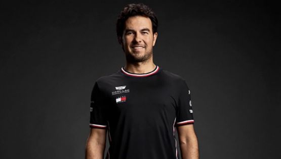 Checo Pérez cumple 36 años y de regalo recibe la ropa que utilizará con Cadillac en su regreso a F1: “Felicidades al único e inigualable”