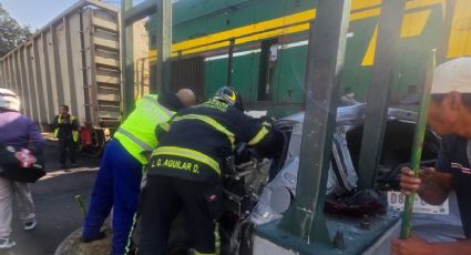 Tren choca contra vehículo en la alcaldía Gustavo A. Madero; no se reportan fallecidos