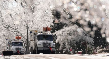 Miles de personas permanecen sin energía eléctrica previo a nueva onda fría en EU