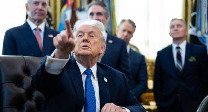 Trump asegura que la flota militar desplegada en Irán es mayor a la que tenían en Venezuela