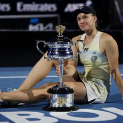 ¡Sorpresa! La kazaja Elena Rybakina vence a Aryna Sabalenka y gana su primer título del Abierto de Australia